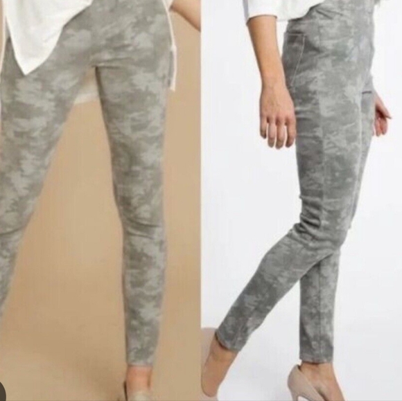 SPANX Stone Wash Camo PrintPull On Jean-ish Leggings Pants Ankle Size Small - Picture 2 of 16